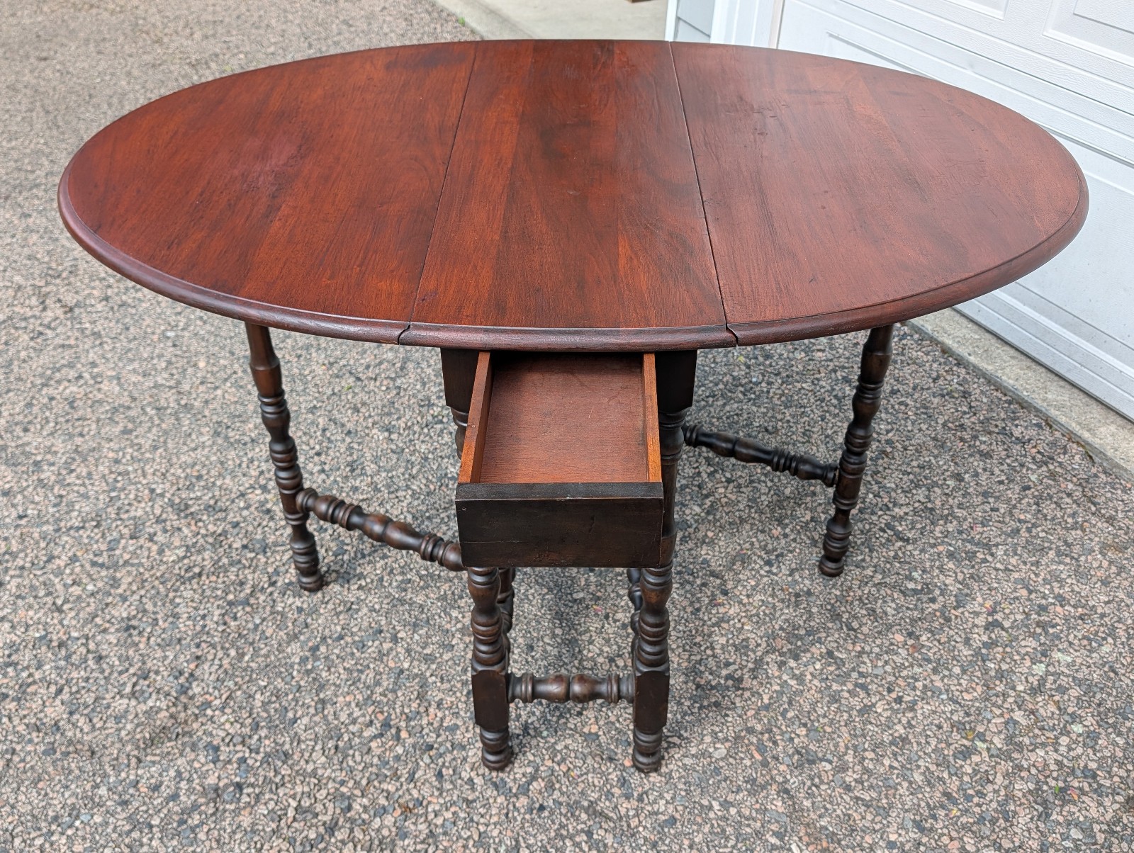 Vintage Mahogany Gate Leg Drop Leaf Table with Drawer, Oval, Solid Wood
