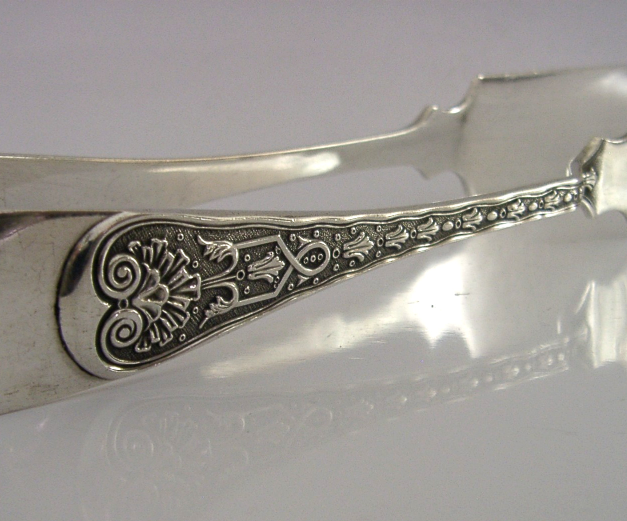 LARGE 148g STERLING SILVER SERVING SANDWICH VEGETABLES TONGS 1963 GARRARDS
