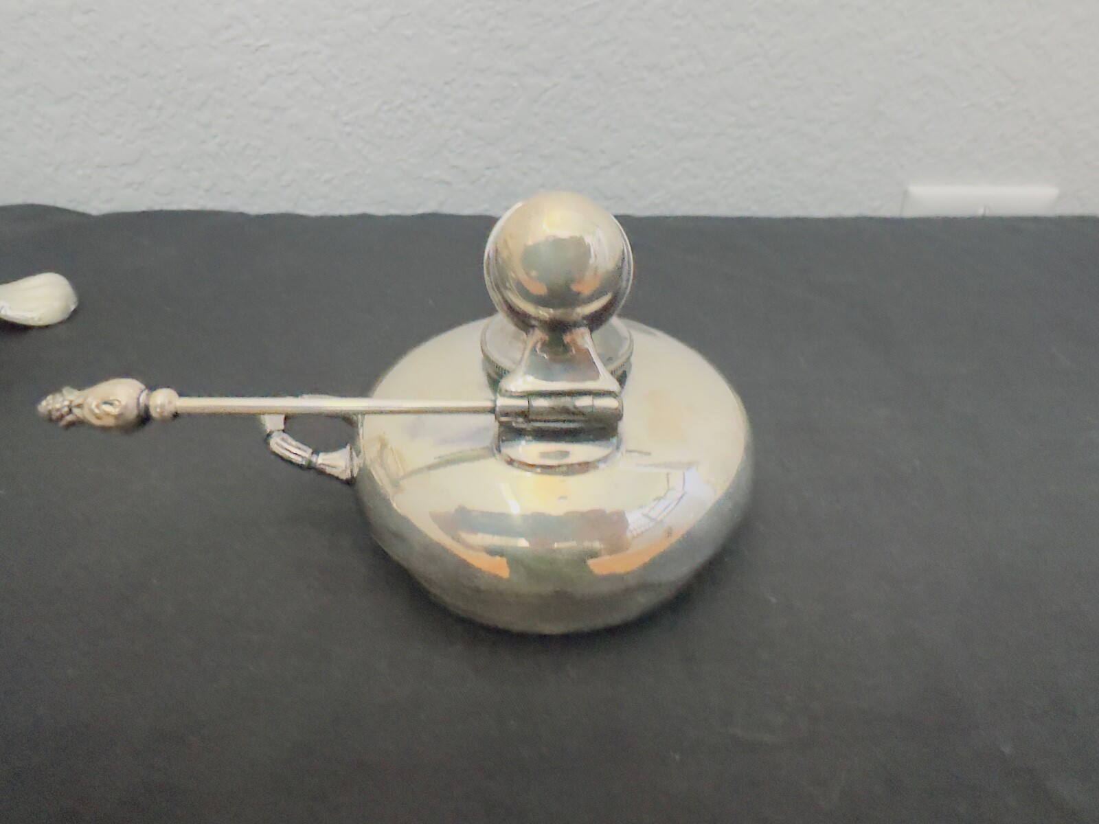 REED & BARTON SILVER PLATED COFFEE/TEA KETTLE WITH BURNER AND STAND
