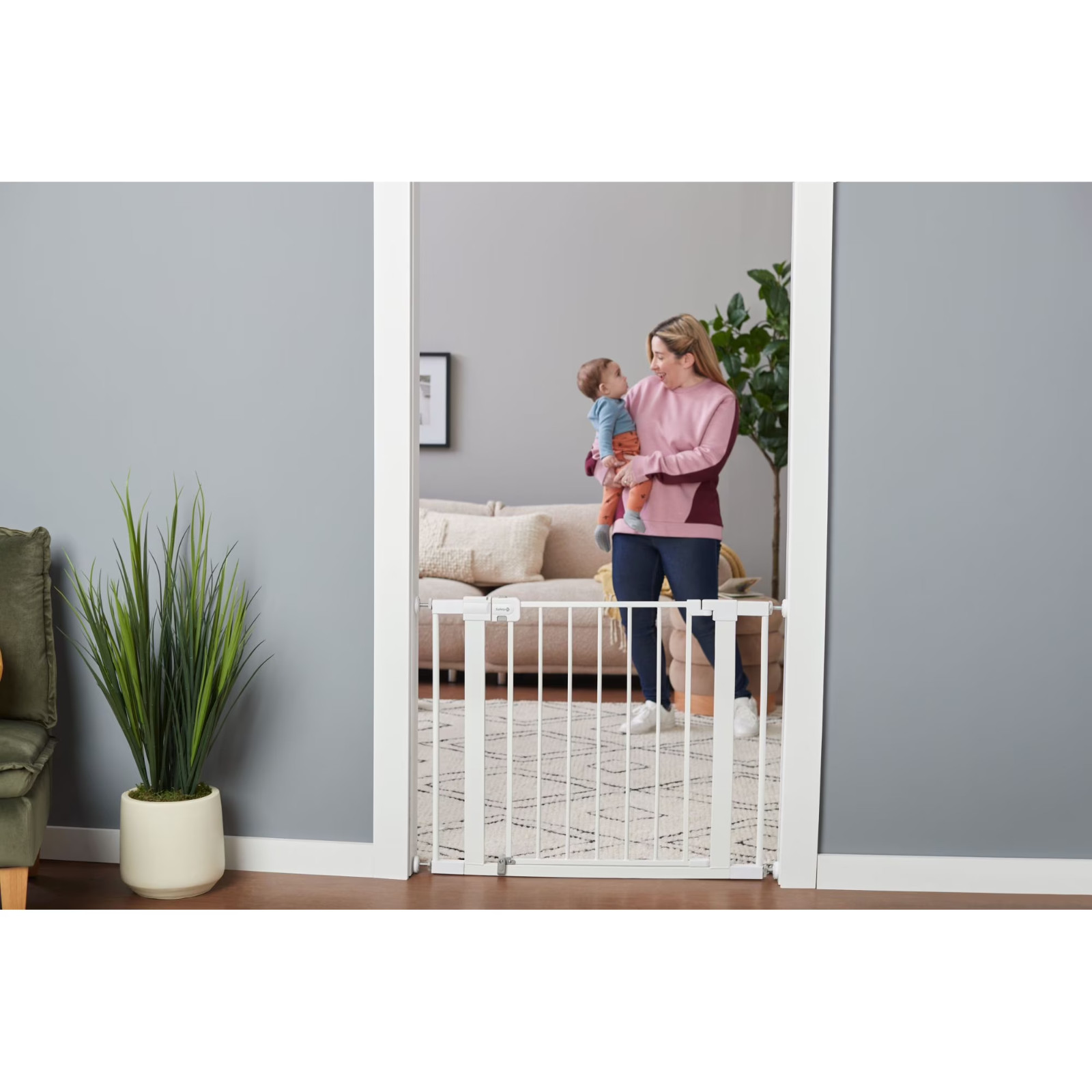 Safety 1st GA109WHOC1 2-pack Baby Gate Pet Gate 29-38″ Wide 28″ Tall 2-n-1 Set