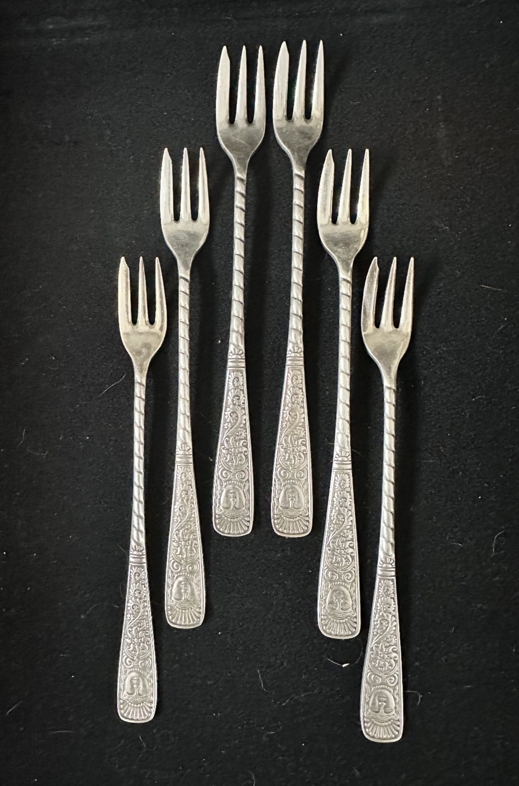 “Assyrian Head” Pattern1886 Rogers (1847) Silver Plate 6 Cocktail Forks
