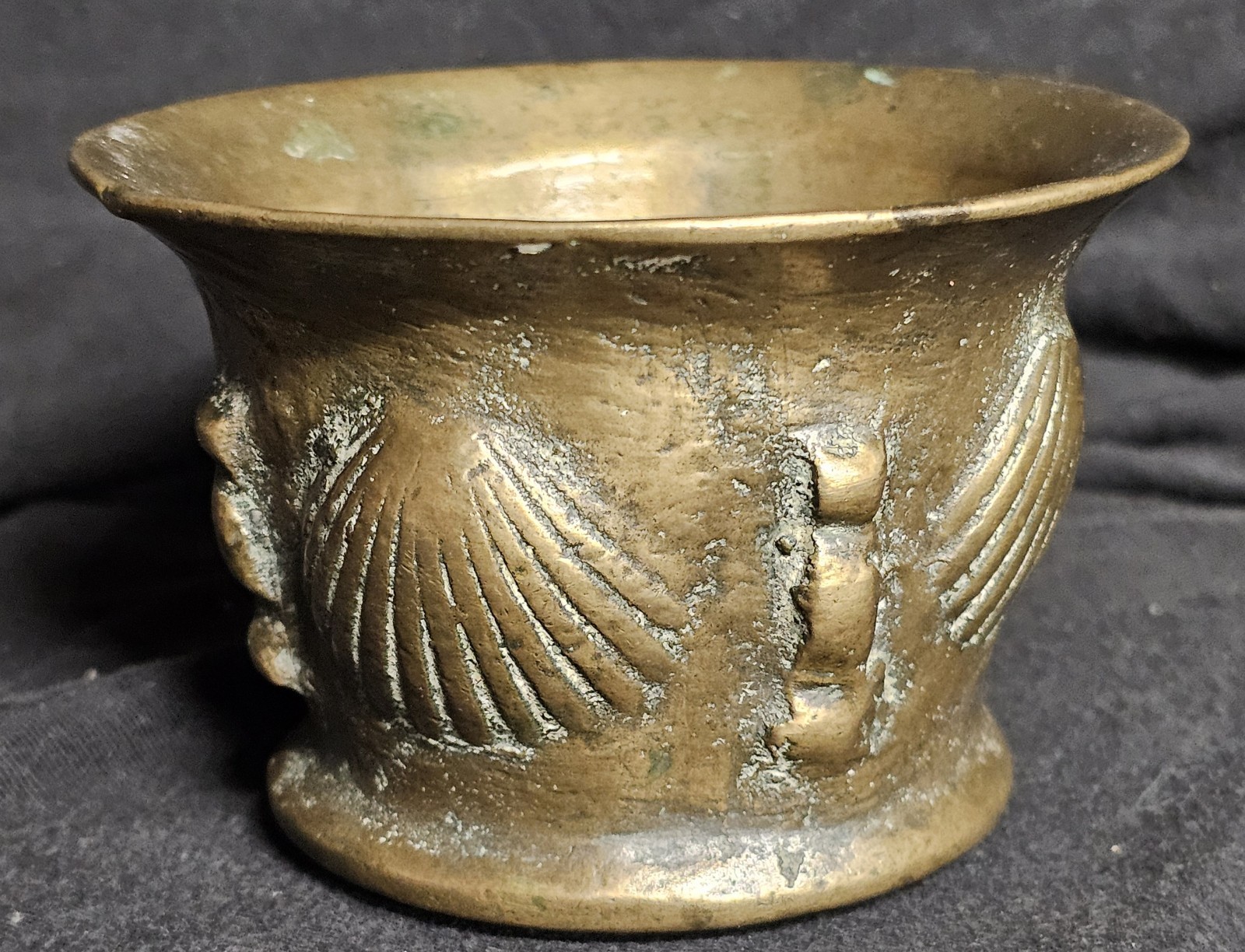 16th to 17th-century Spanish or French Renaissance apothecary mortar