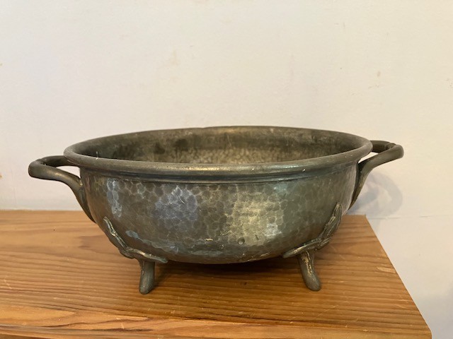 Argent Hammered Pewter Bowl with Handles. Numbered 457.