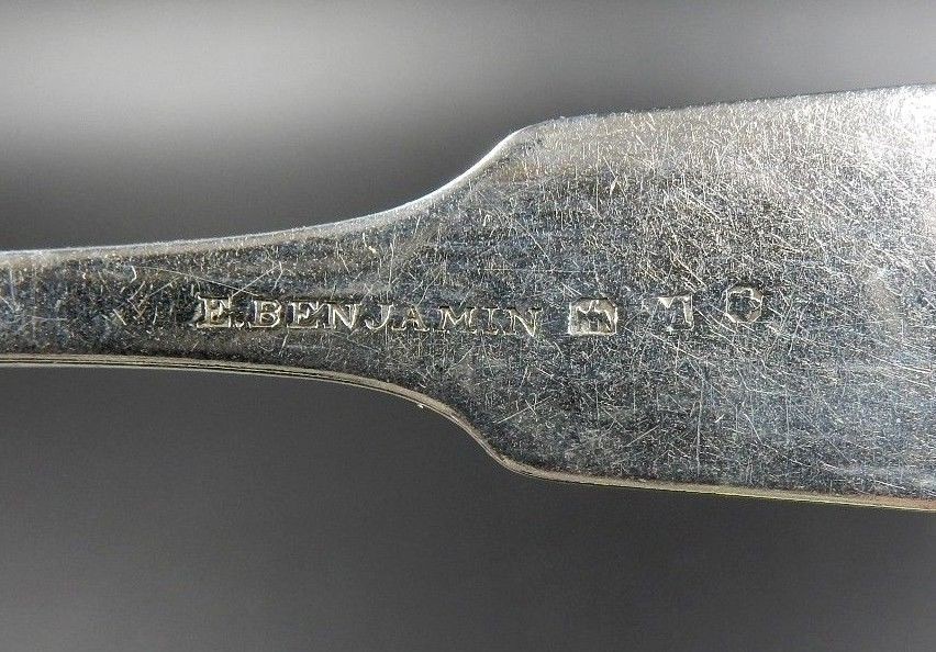 ANTIQUE E. BENJAMIN AMERICAN SILVER PLATED TEASPOON W/ ENGRAVED MONOGRAM “LM”