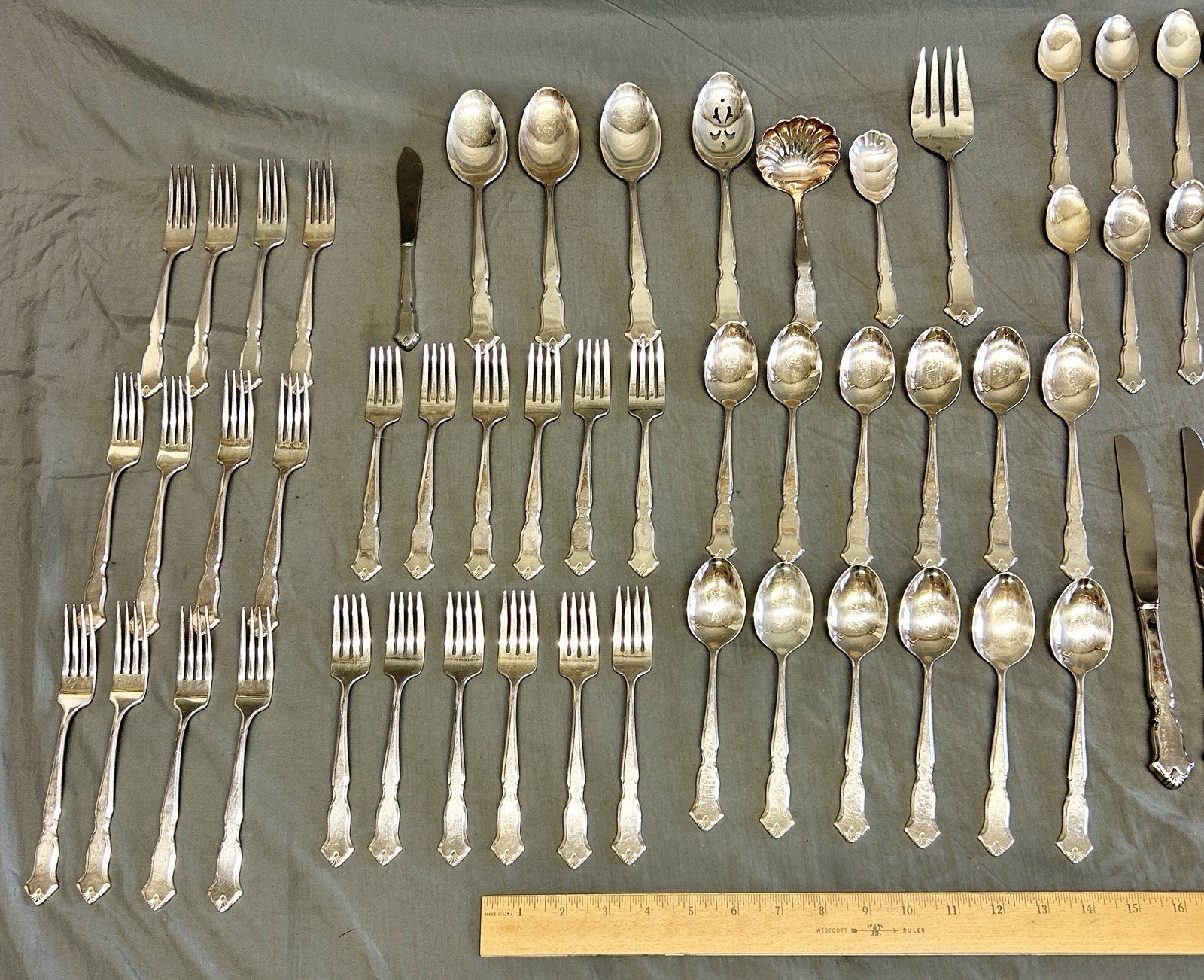 Chadwick INTERNATIONAL DEEP SILVER Silver Plate 80 Pieces 12 Servings Utensils