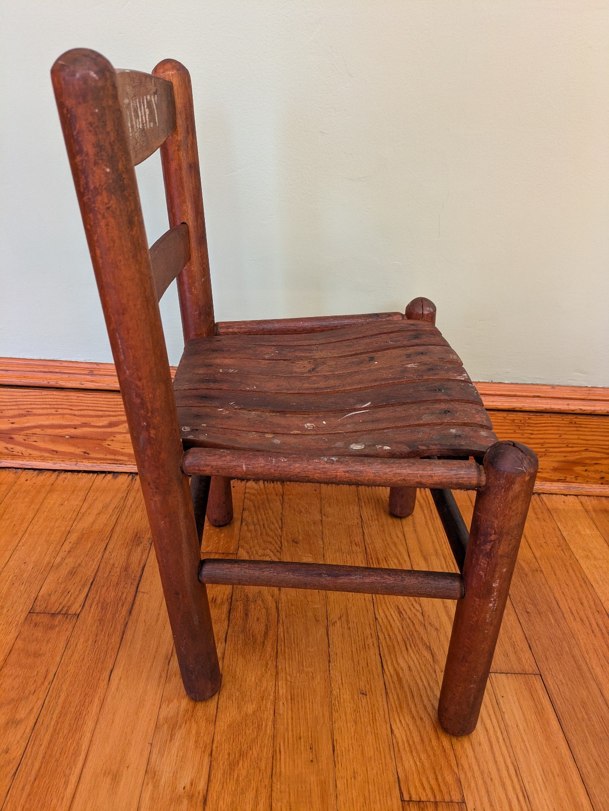 Vintage Wooden Child’s Chair 22.25″ Tall x 14.25″ Wide x 11.75″ Deep