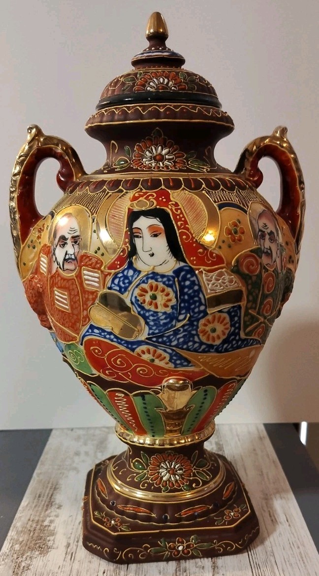 Large 12″ Antique Japanese Satsuma Moriage Lidded Urn – Takito TT Mark -…