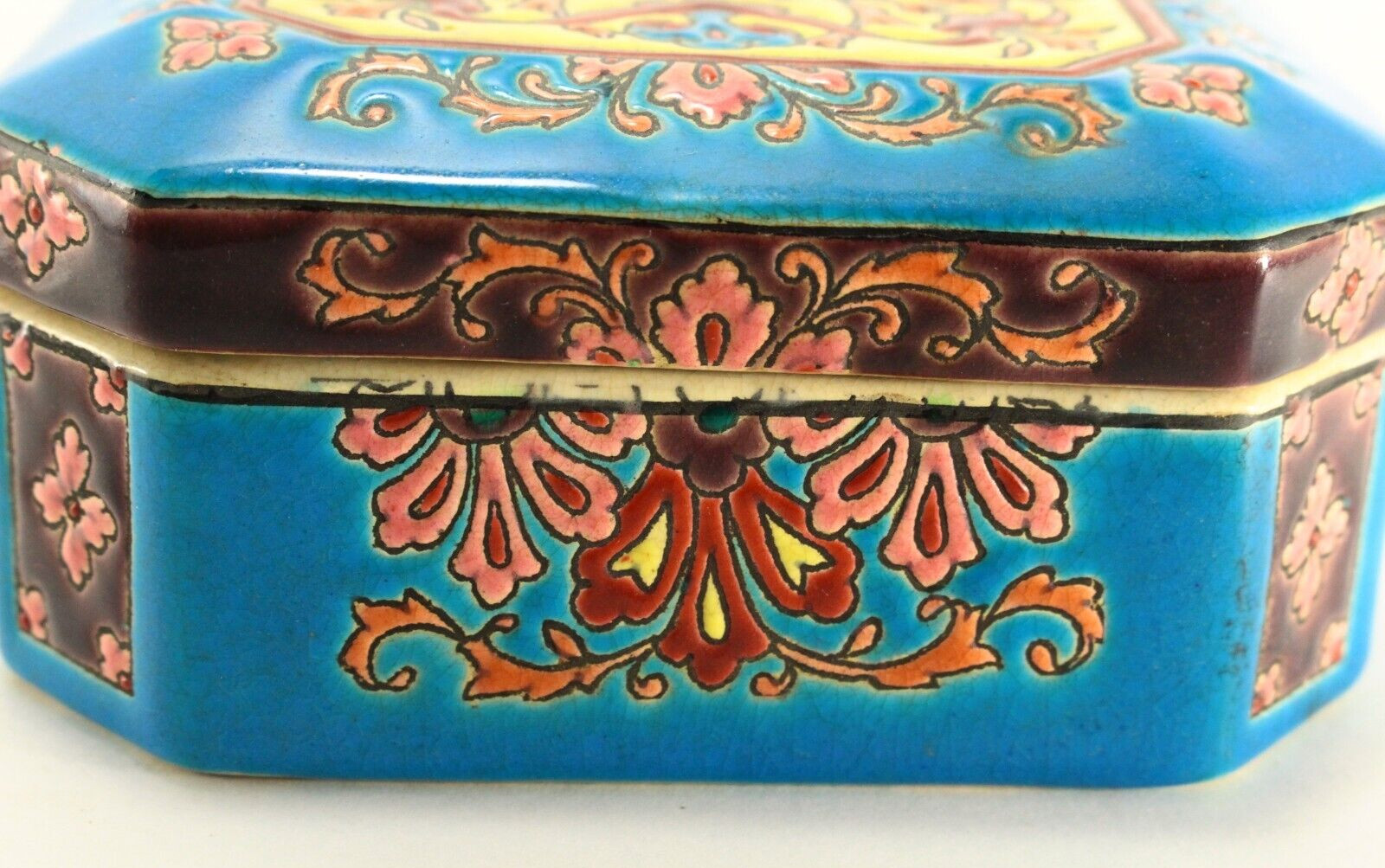 = 1920-1936 LONGWY Square Faience Box, Kenilworth Studio, France