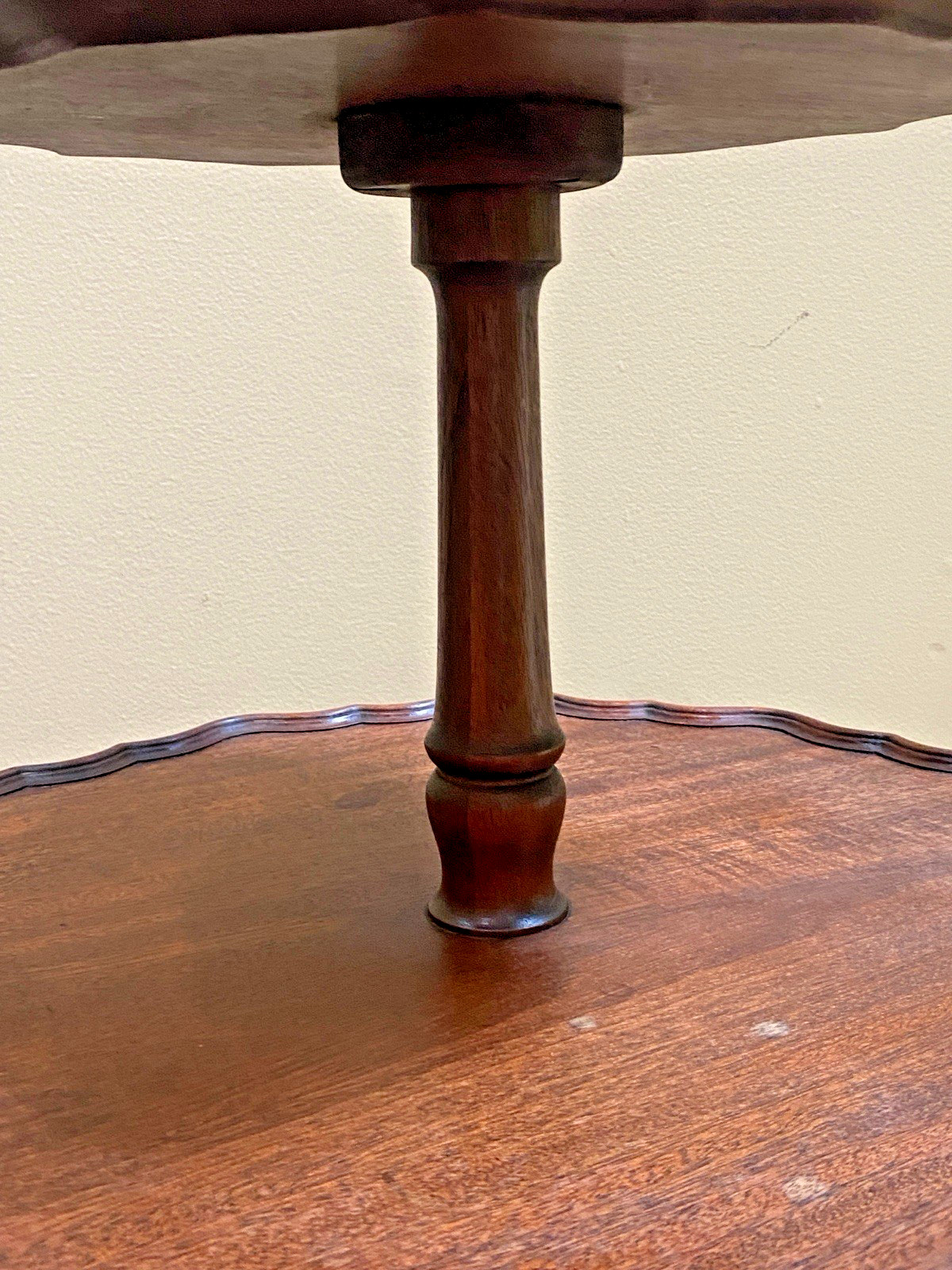 Vtg Ferguson Antique Table 2 Tier Pie Crust Mahogany Wood Claw Foot 30″ Tall
