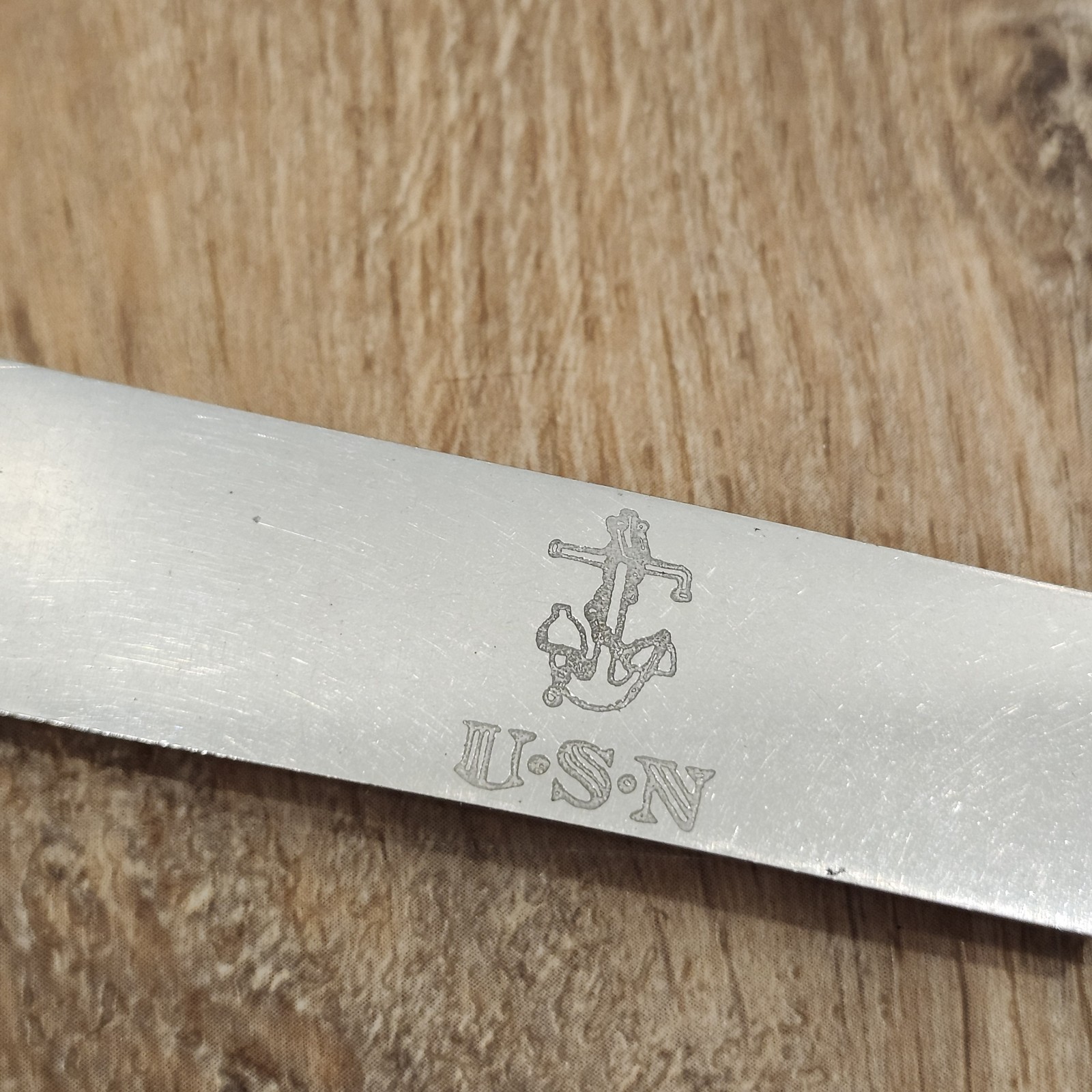 U.S. NAVY KINGS Pattern Insico 9-5/8″ Knife Silverplate ANCHOR Stainless Blade