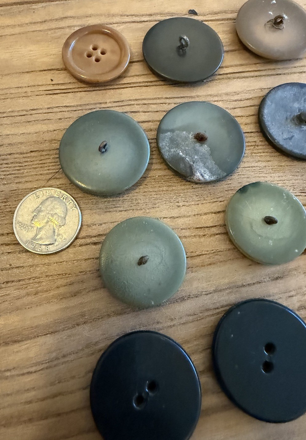 Early 1900s Antique Collector Large Bakelite Buttons Mixed Lot of 36