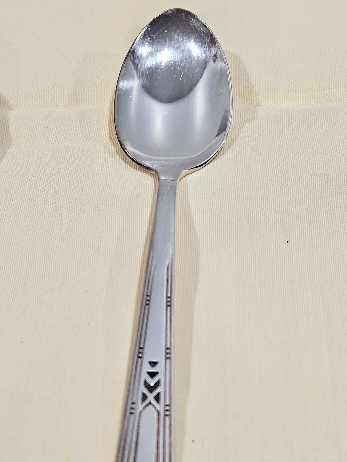 WM Rogers & Son 1932 Friendship pattern silver plated spoons set of 2 Vintage