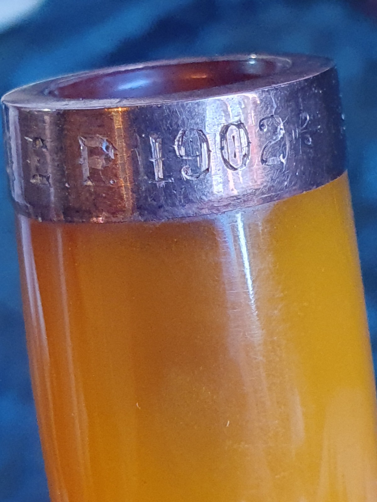 Antique Amber Cheroot/Cigar Holder with 9ct Gold Hallmarked 1899 Ring & Case