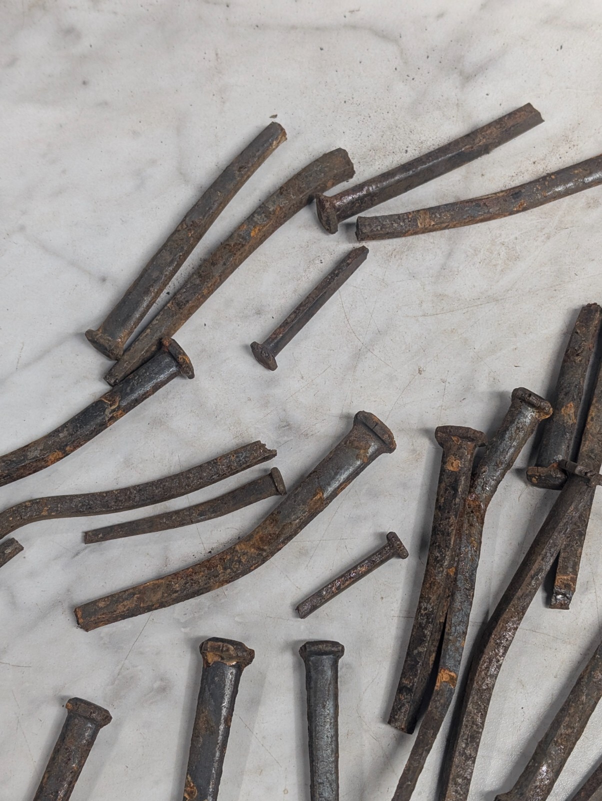 Lot BROKEN/CRACKED Antique square cut nails Steel Iron Blacksmith DIY Metal Art