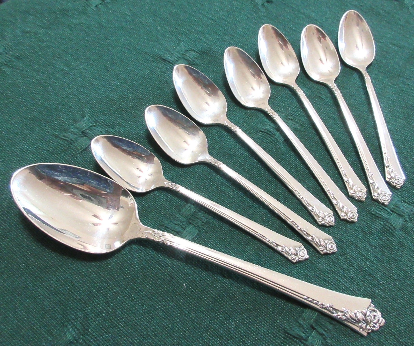 Oneida Heirloom Sterling Silver, Damask Rose, 1 Teaspoon, 7 Demitasse Spoons
