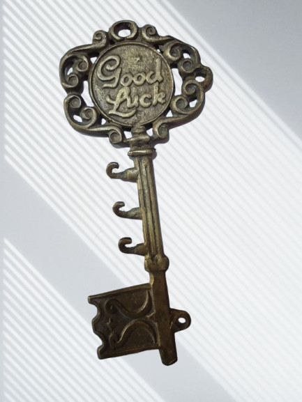 Vintage Bras Good Luck key Wall Hook Holder