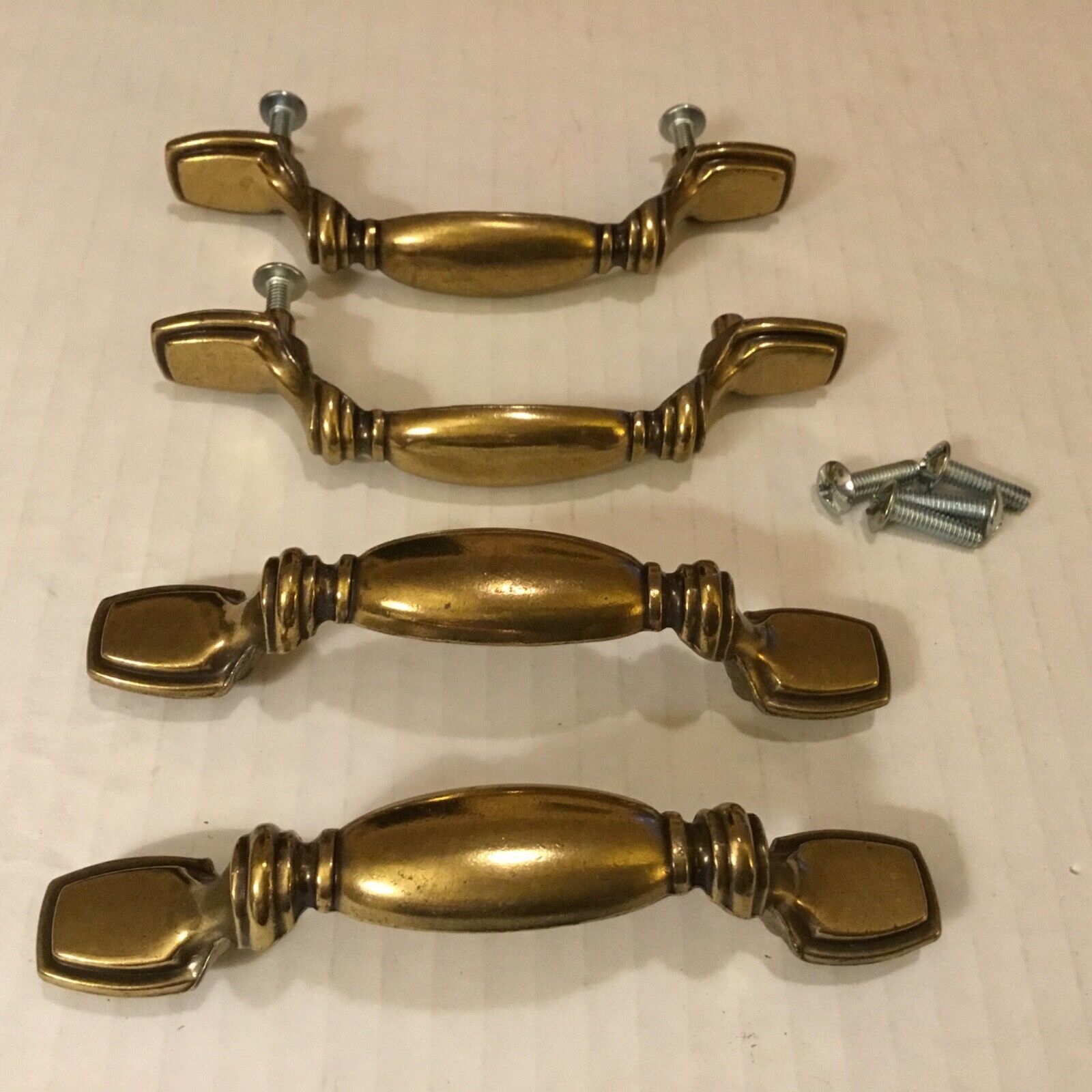 SET OF 4! VTG 1994 KBC (KEELER BRASS CO) CABINET PULLS 4 1/2” LONG / 3” C TO C