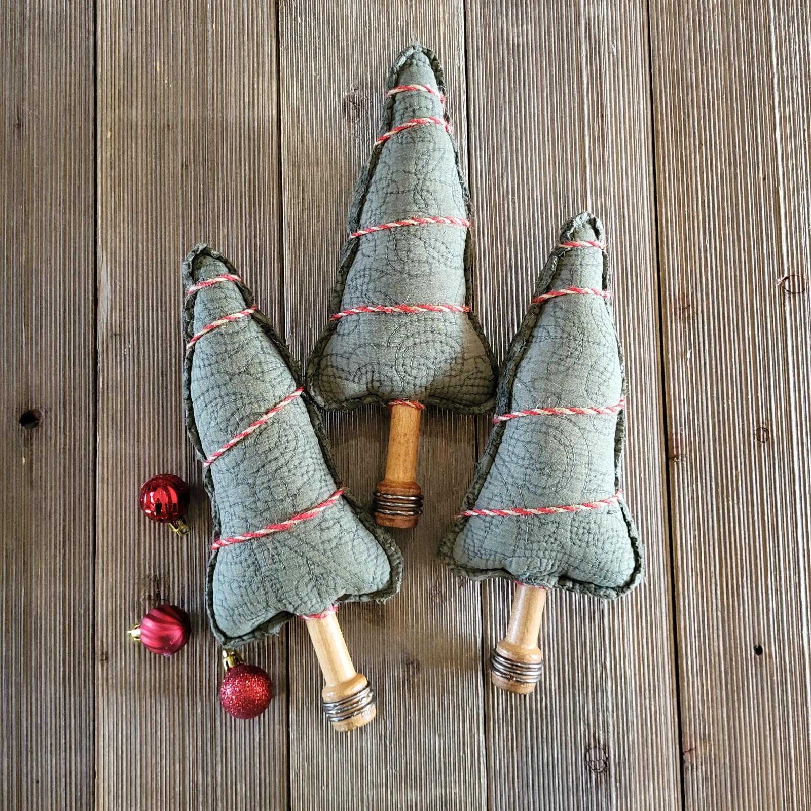 Primitive Quilted Vintage Bobbin Tree