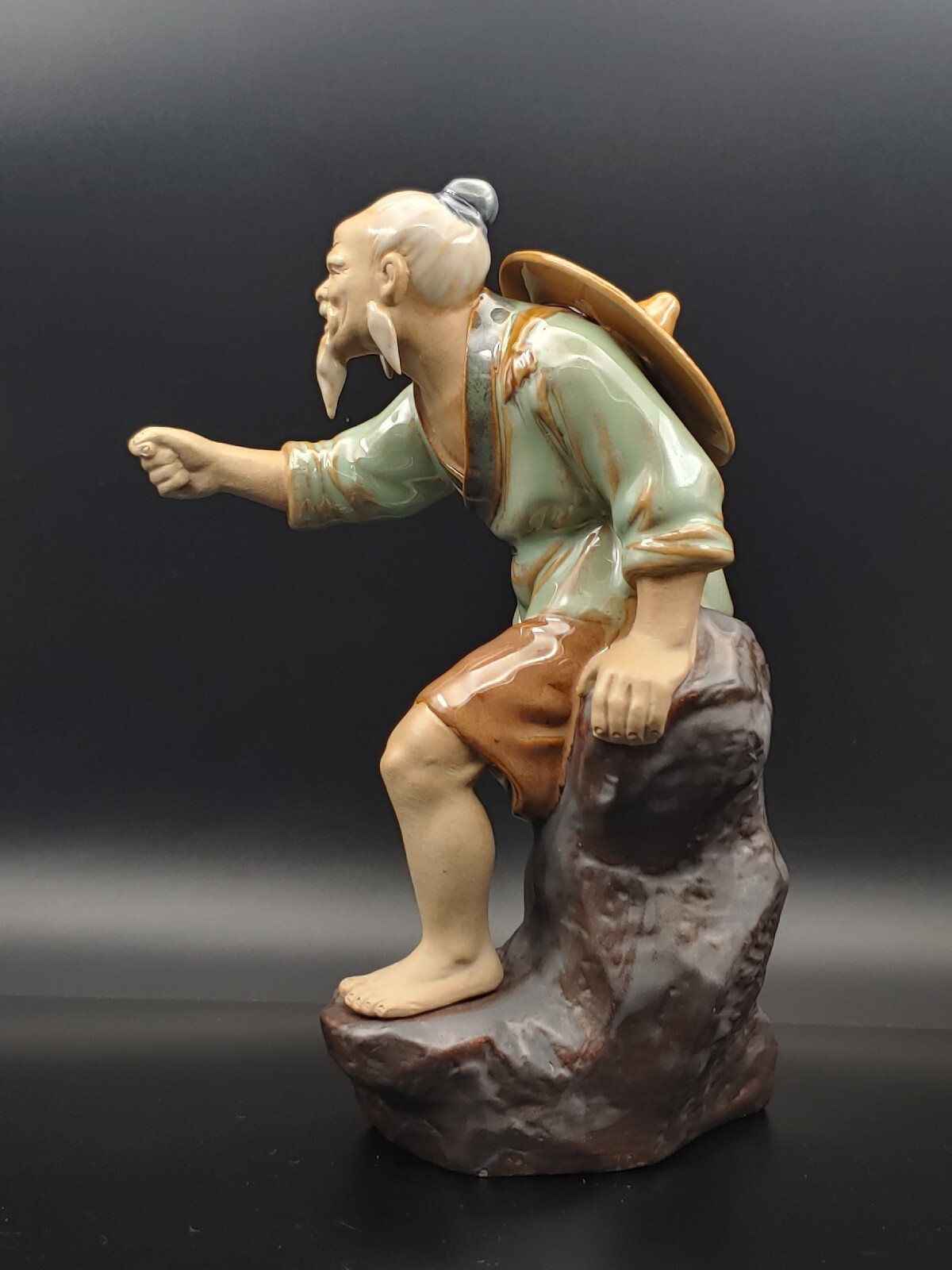 石湾陶塑钓鱼翁 Vintage Chinese Shiwan Clay Pottery Sculpture Fisherman Fishing Figurine