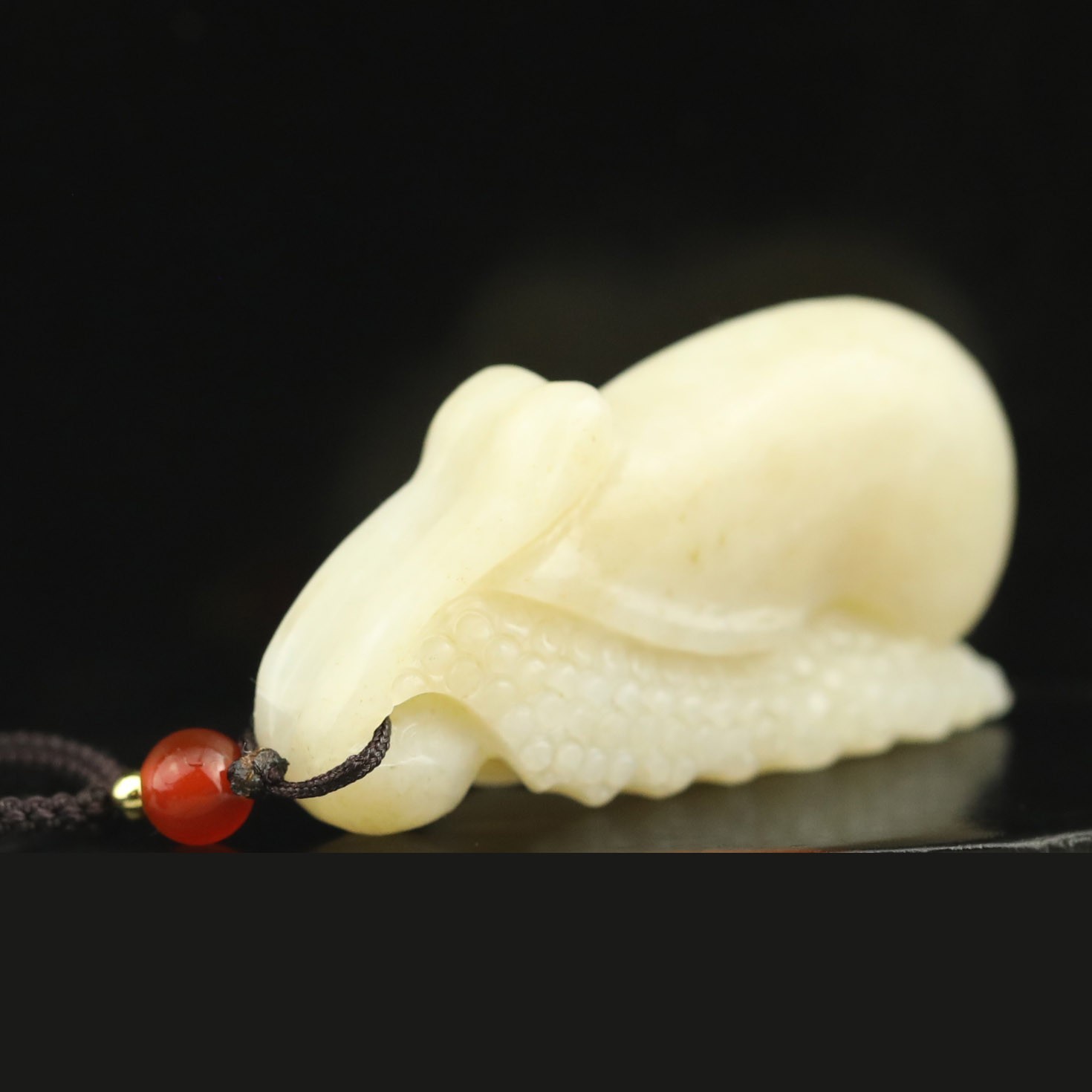Natural hetian Jade hand carved snail pendant A6