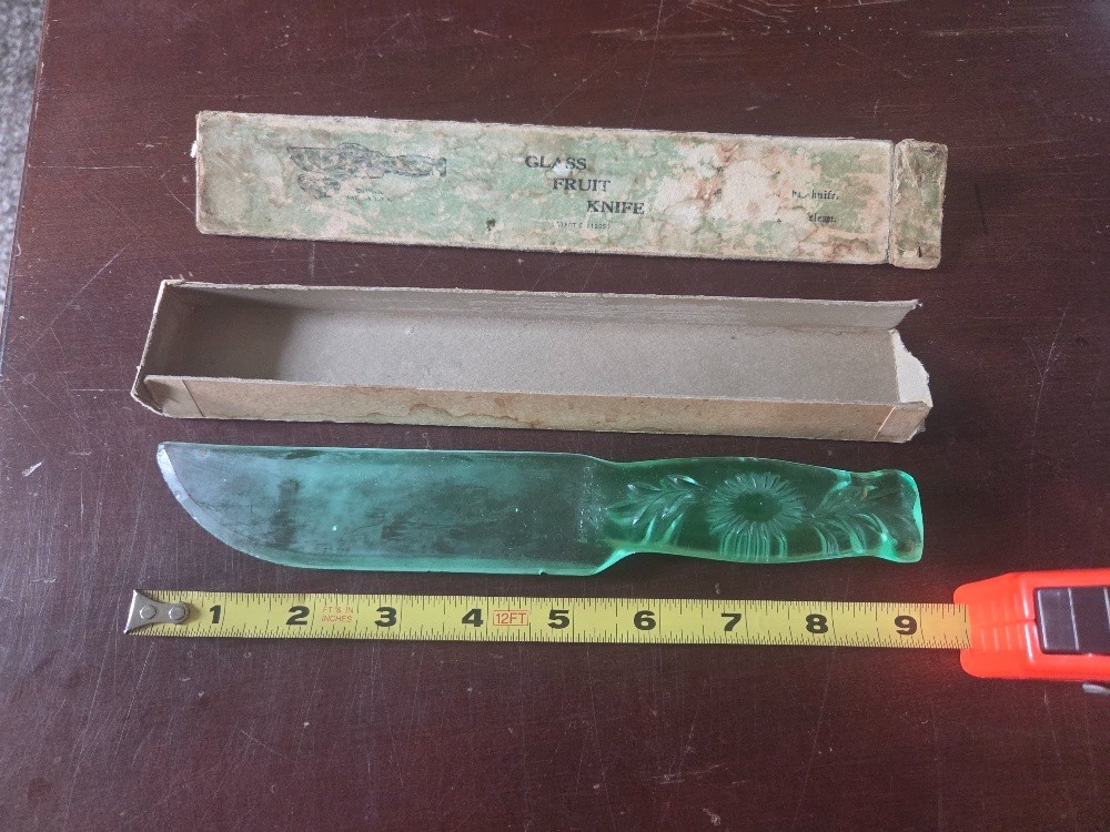 Vintage Green Uranium Glass 9″ Fruit Knife With The Original Box NR