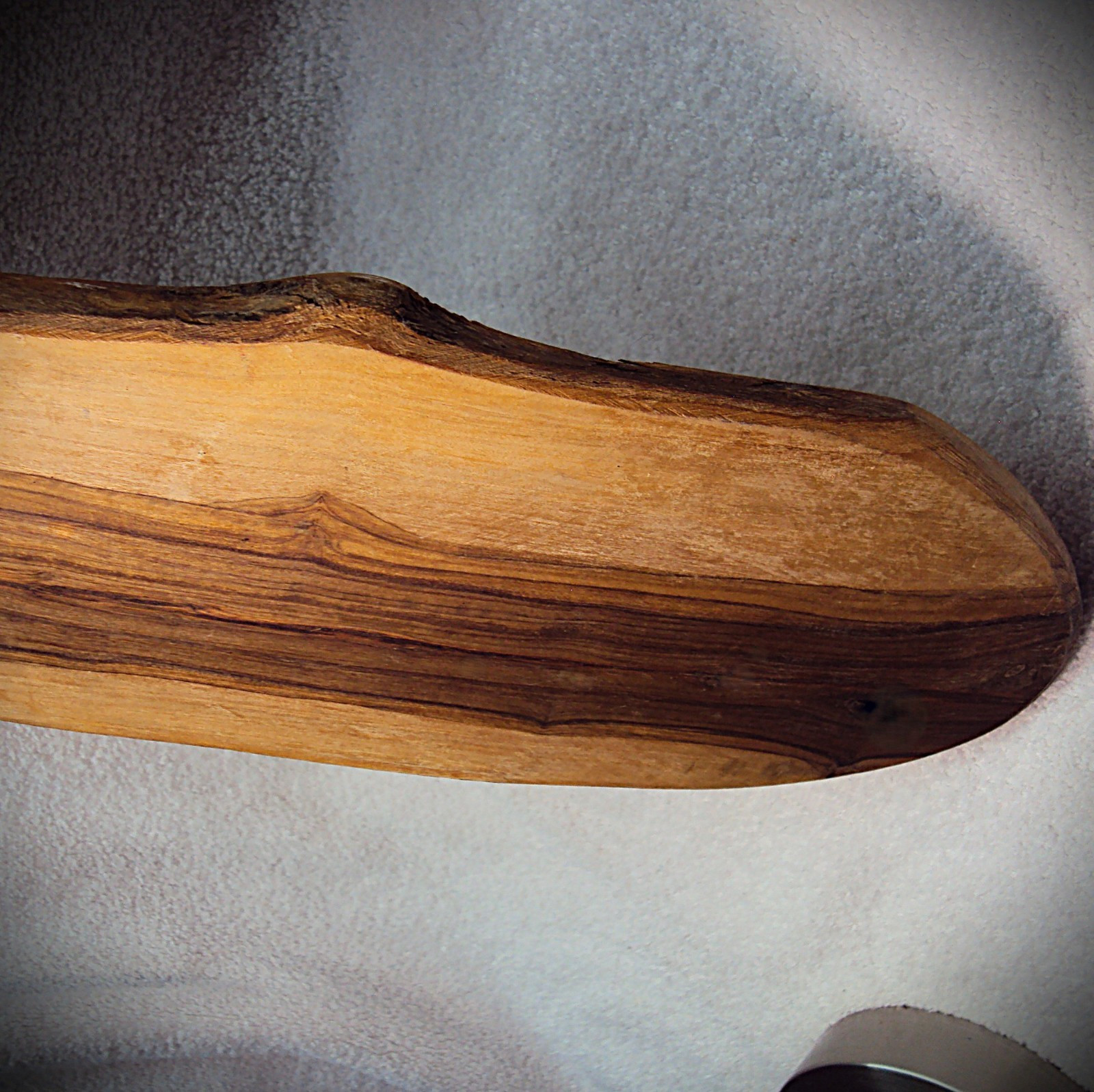 Primitive Vintage Folk Art Farmhouse Cutting Board Raw Edging Nice Wood Graining