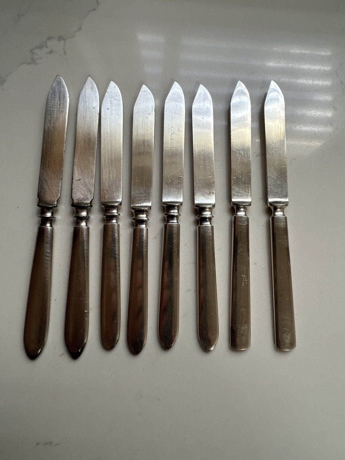 VINTAGE FRUIT KNIVES 1847 ROGERS BROS CO SET OF 8