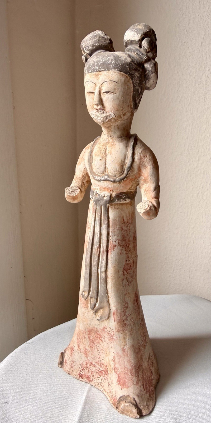 China Tang Dynasty Terra Cotta Female Figurine