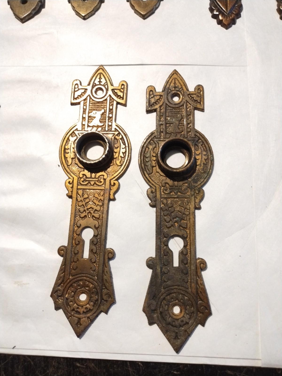Pair Antique Vtg Bronze Victorian Doorknob Ornate Door Escutcheons Eastlake