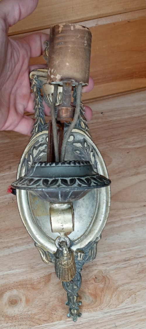 Antique Art Deco Wall Sconce Light Fixture Metal Electric Vintage Salvage