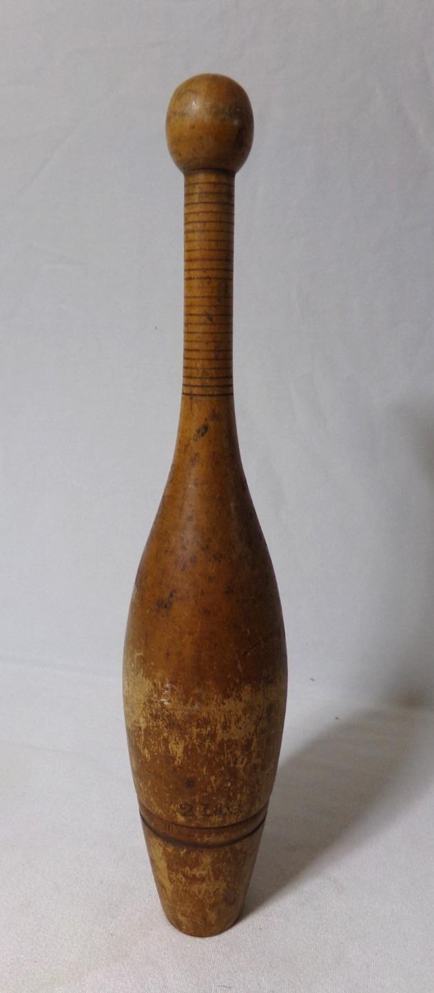 Antique Turned 2 lbs. wood Juggling Exercise Throw Pin