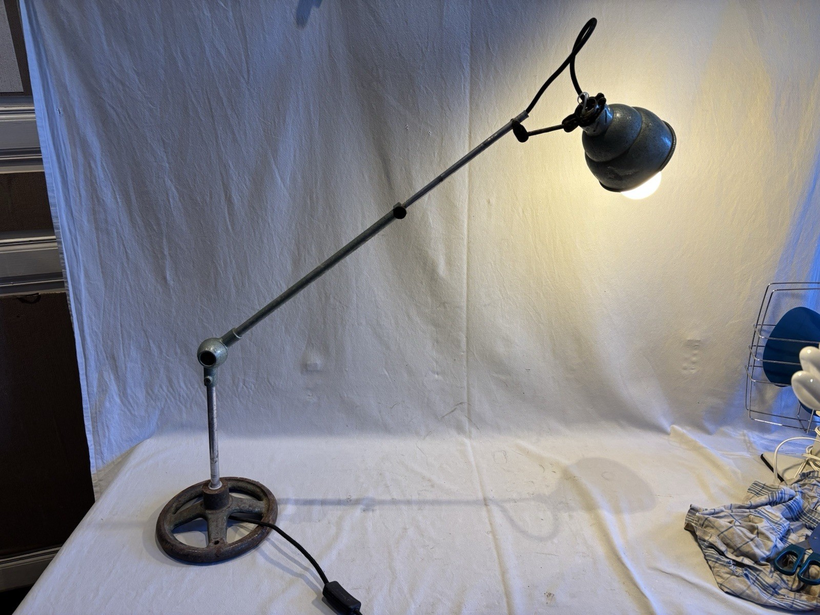 Industrial Lamp Articulated Two Arms Workshop