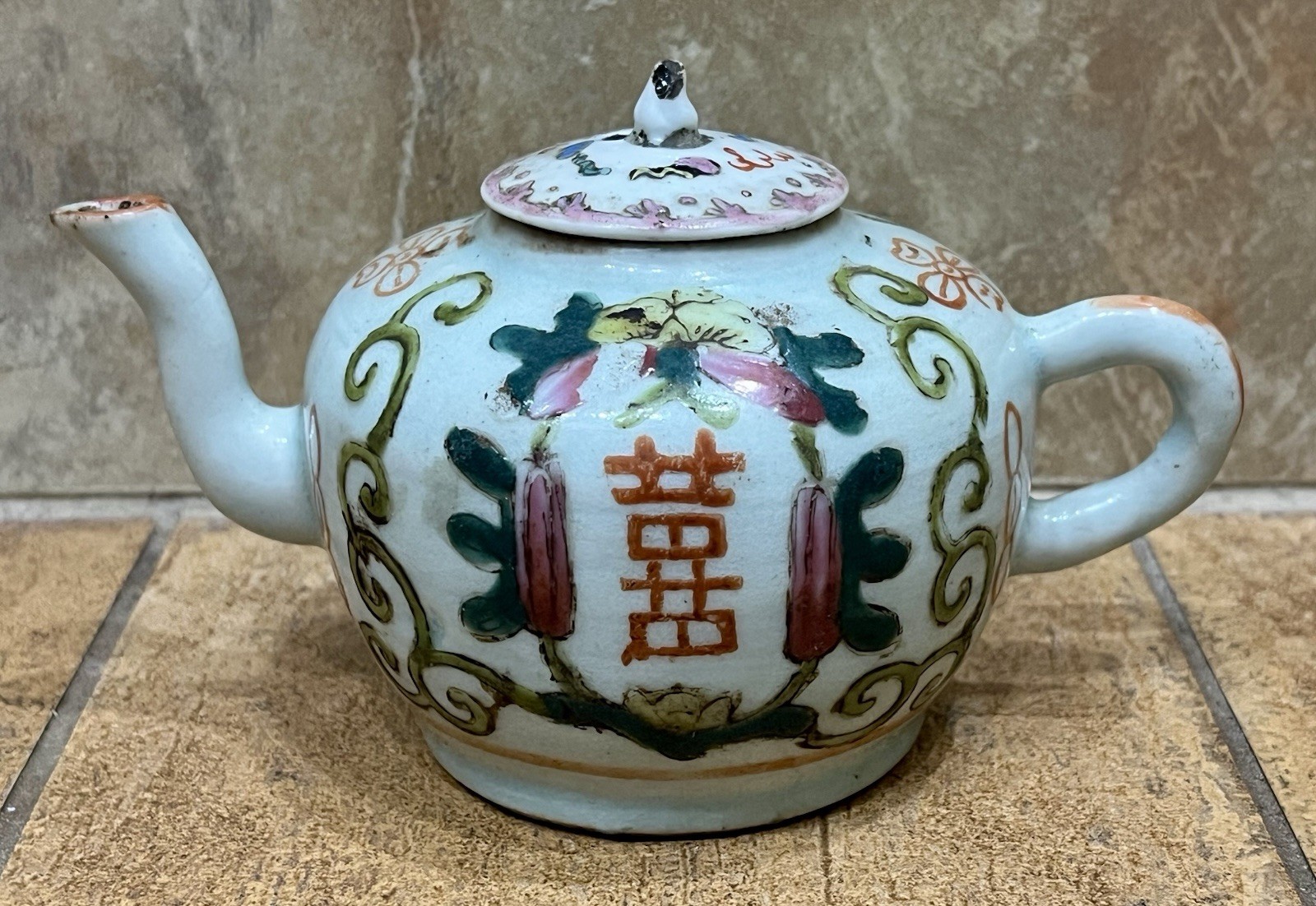 Antique Chinese Qing Dynasty Hand Decorated Ceramic Tea Pot w/ Qinglong Wax Seal
