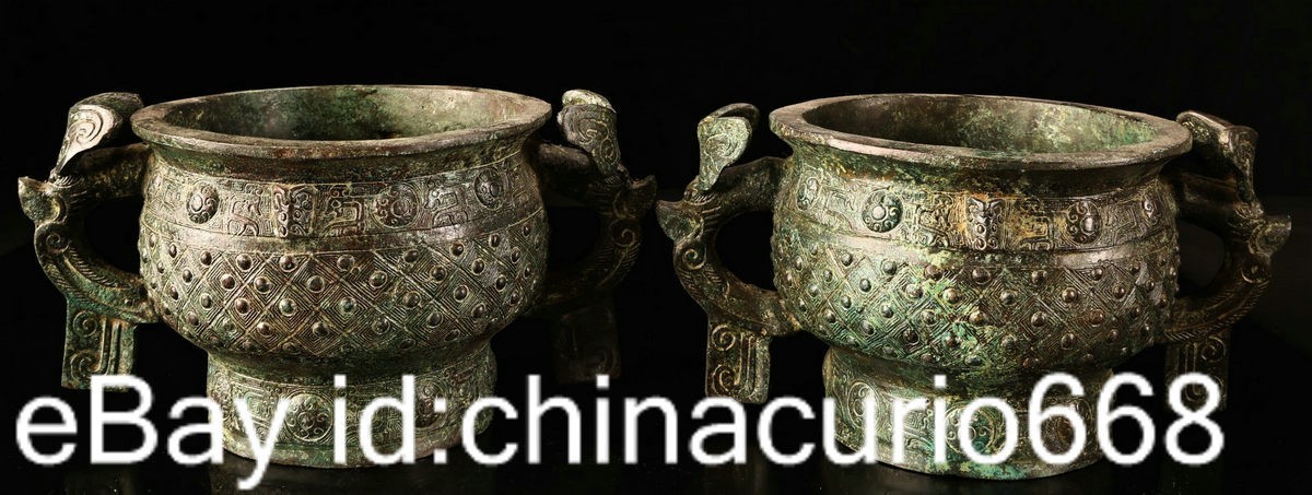 8.4″ Old China Bronze Ware Dynasty Palace Beast Face Dragon Ear incense burner