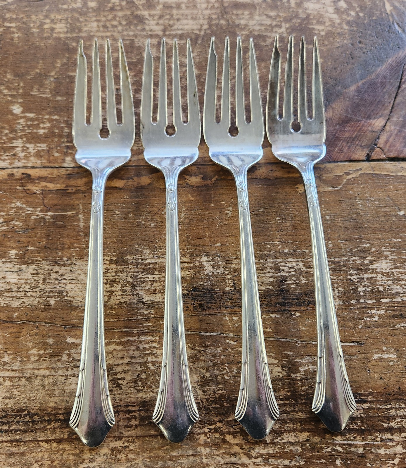 4 Gorham silverplate LADY CAROLINE Salad Forks 1933, 6-5/8″