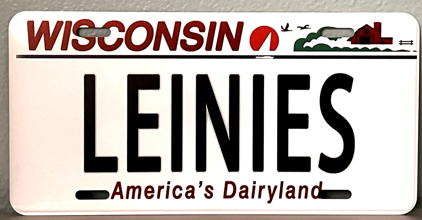 LEINIES LEINENKUGELS WISCONSIN LICENSE PLATE 6″X12″ AMERICAS DAIRYLAND ALUMINUM