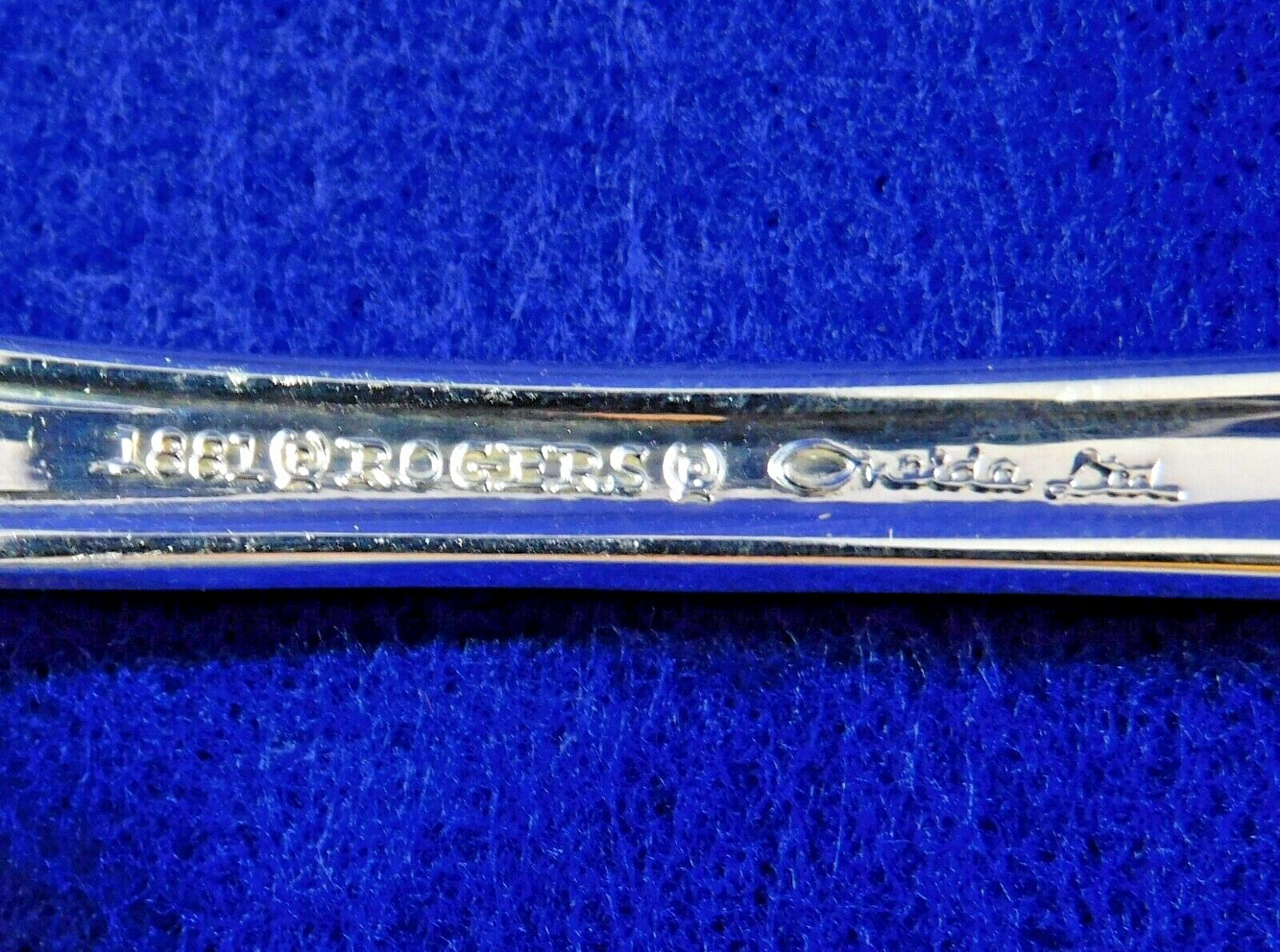 SERVING FORK King James Pattern Silverplate SERVING or MEAT FORK Oneida