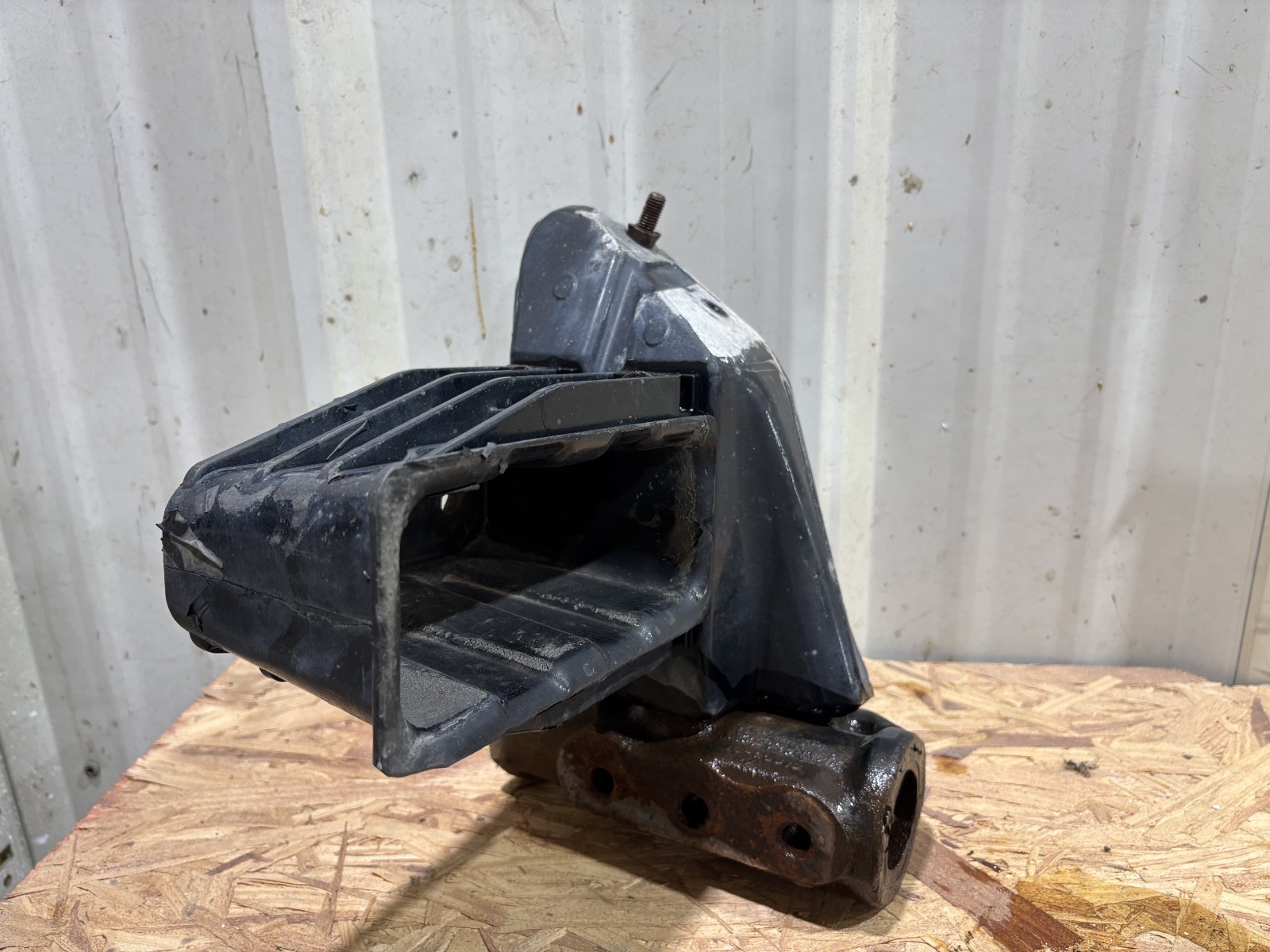 Bumper Reinforcement Bracket