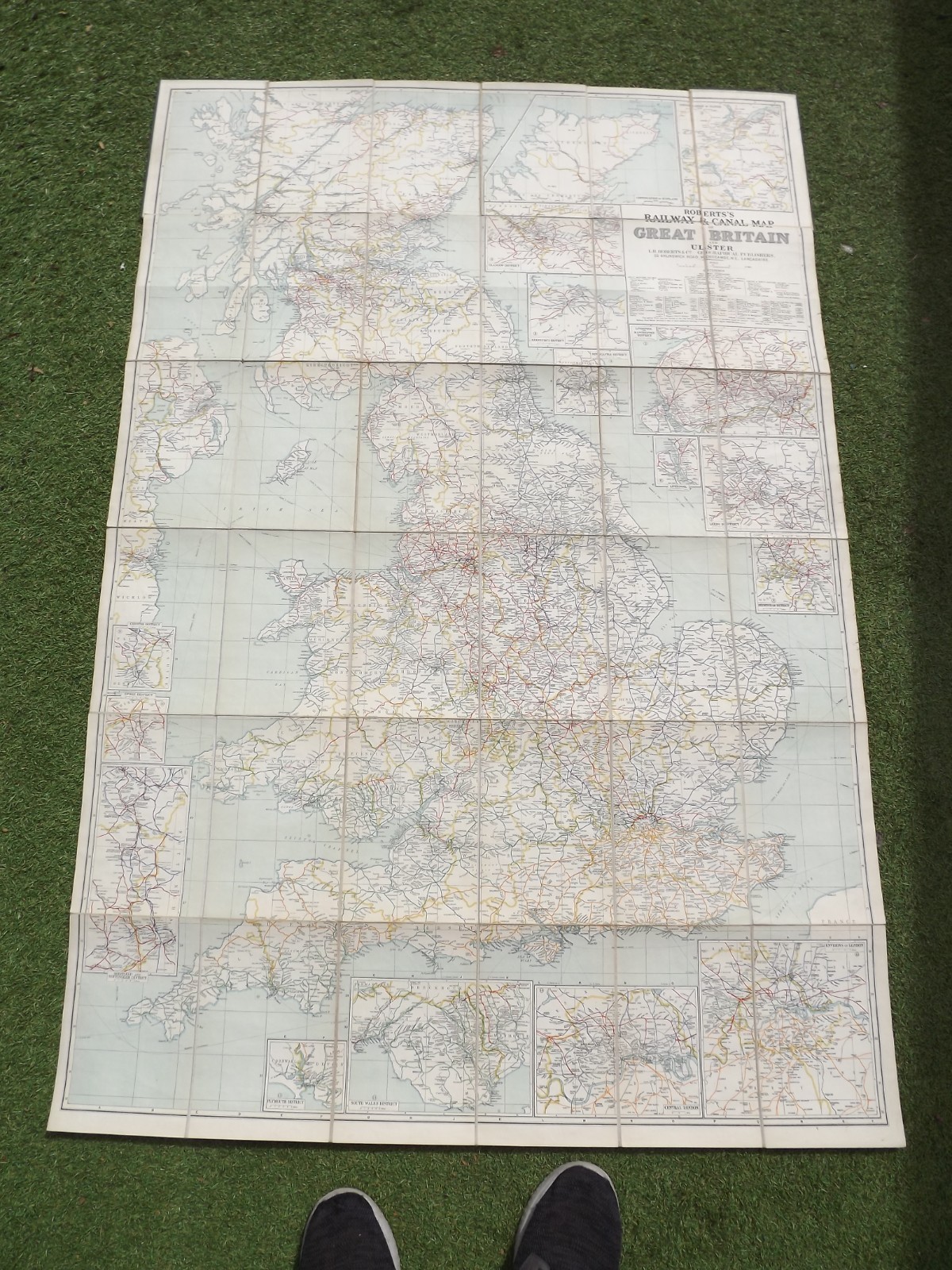 100% ORIGINAL LARGE MAP OF RAILWAYS CANALS GREAT BRITAIN BY ROBERTS C1930 VGC