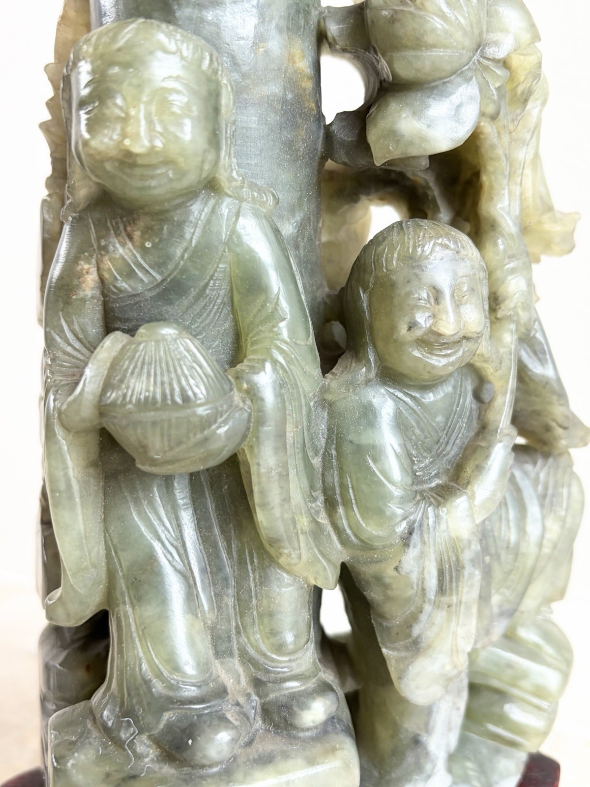 Antique Chinese Republic Era Suzhou Jade Serpentine Figurine & Stand