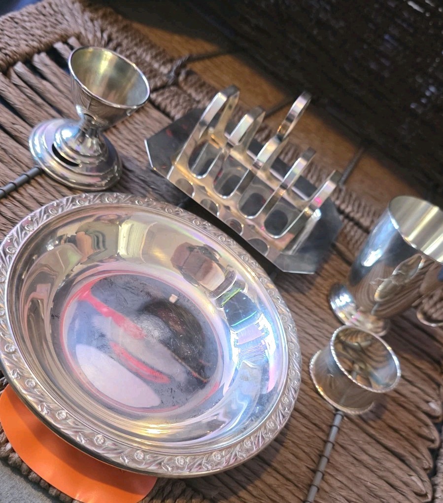 Vintage Silver Plated Breakfast Set – Toast Rack, Egg Cup, Muffin Dish & Napkin