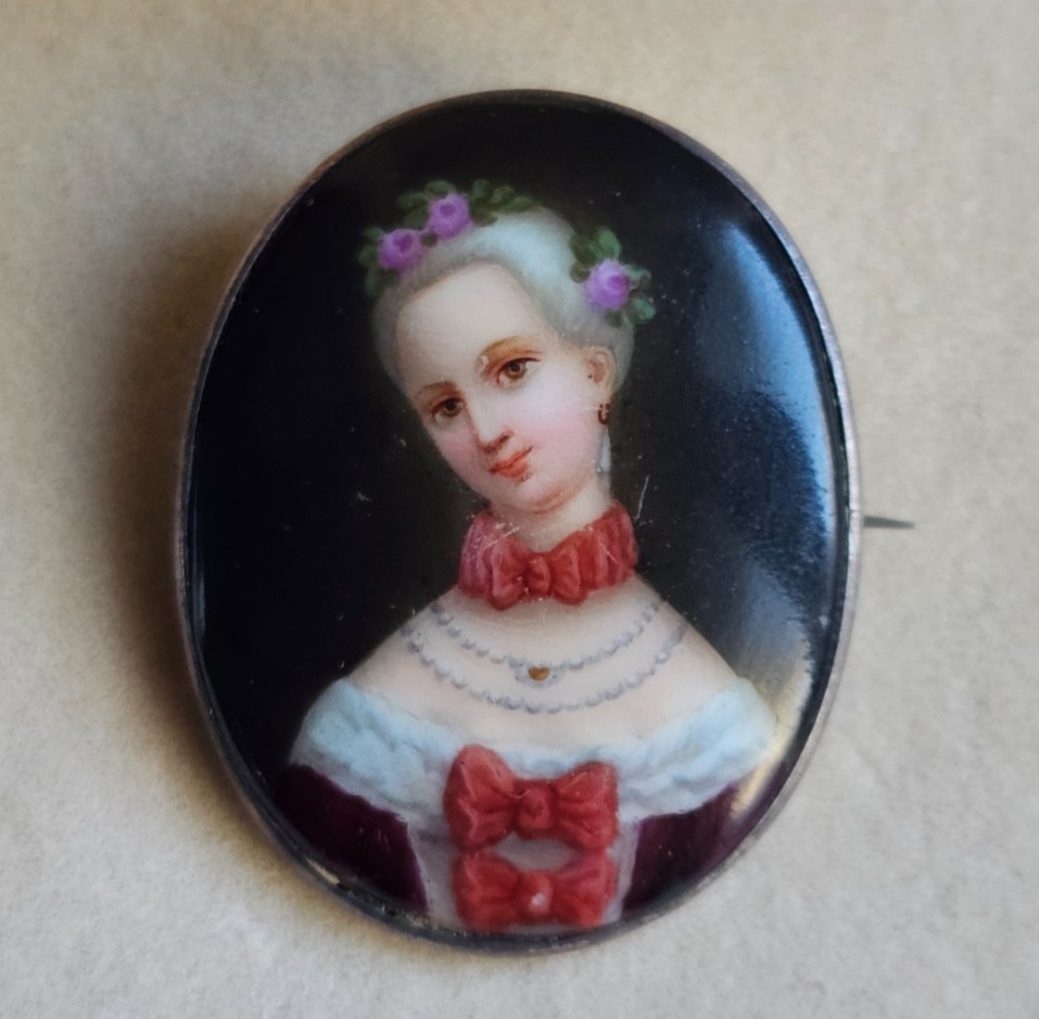 Edwardian Artisan Portrait Miniature Painting Pin Sterling Silver 1903