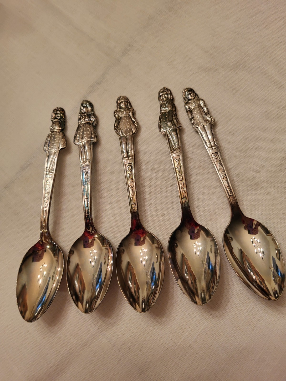 Carlton Silver Plate DIONNE Quints Quintuplets Sisters Girls Spoon 5 Set 1940’s