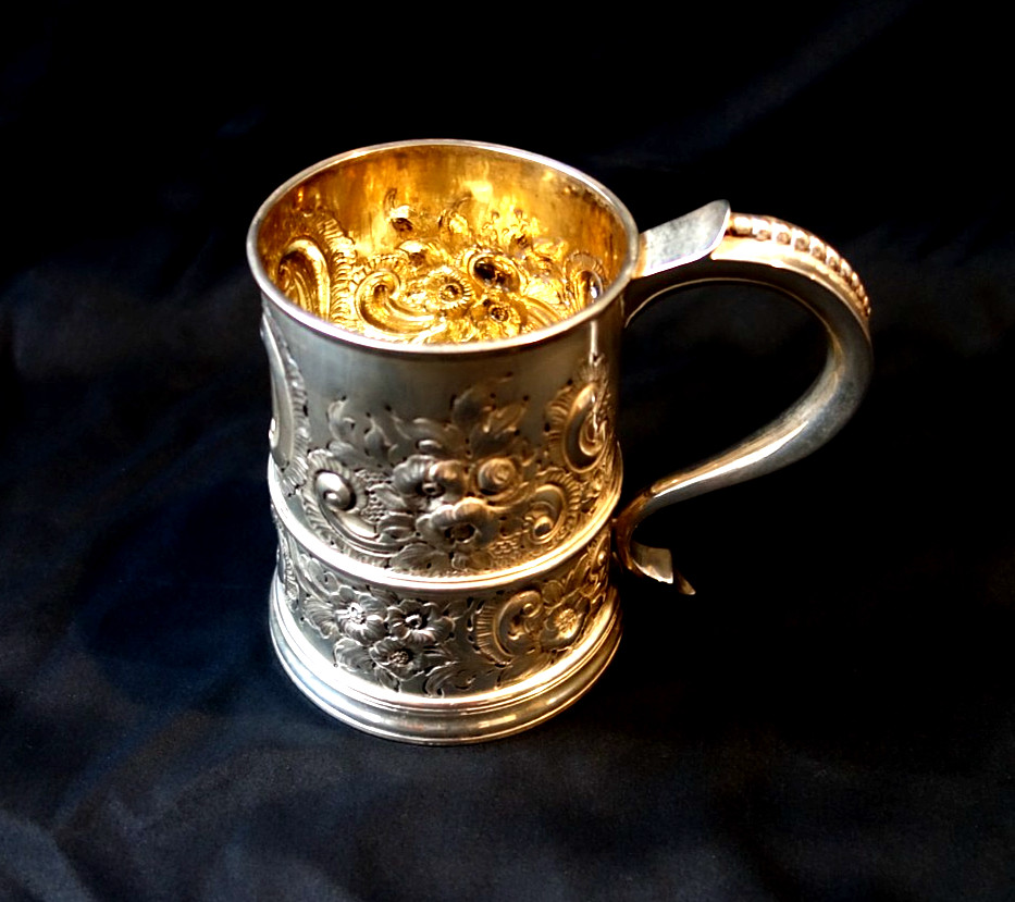 Large Solid Sterling Silver 404g Art Nouveau Repousse CS Harris Tankard Mug 1895