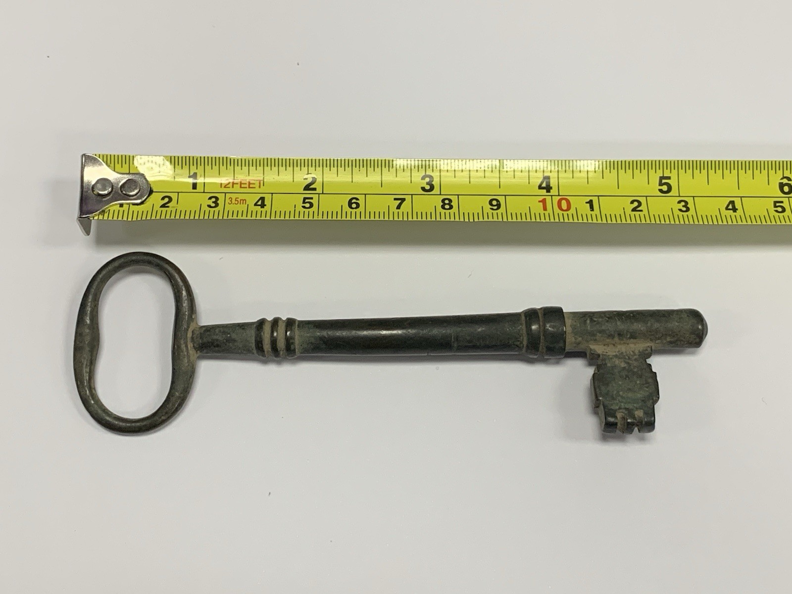 Antique Brass Skeleton Key Solid Barrel 5.25″ Jail Cellar Church Castle Door