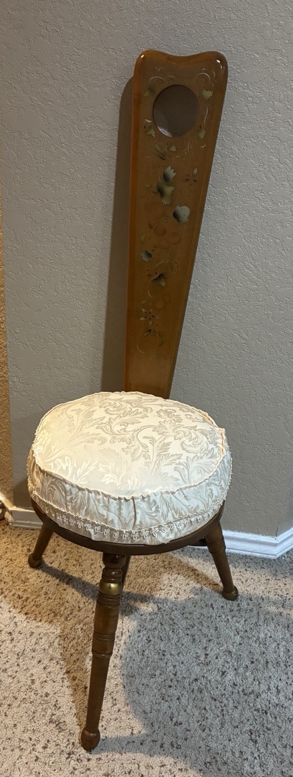 Antique Vintage Hitchcock Gardner Spinning Chair 3-Legged Maple Floral Stencil