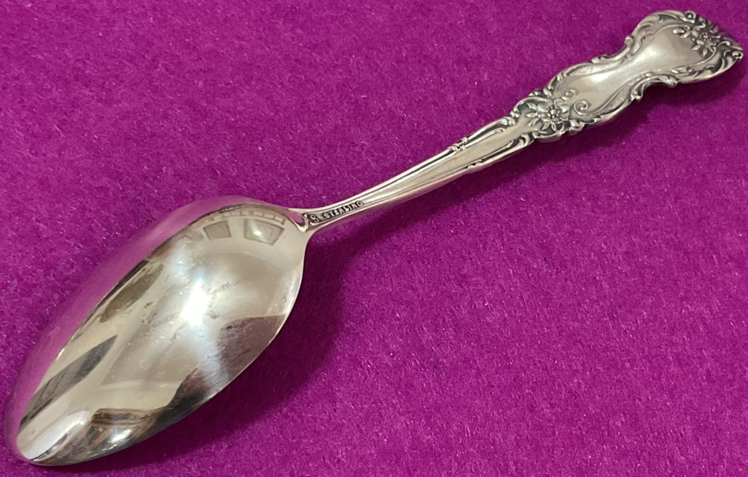 Iglesia de Guadelupe 1549 Juarez Mexico Seal 5.2″ Sterling Souvenir Spoon 17g
