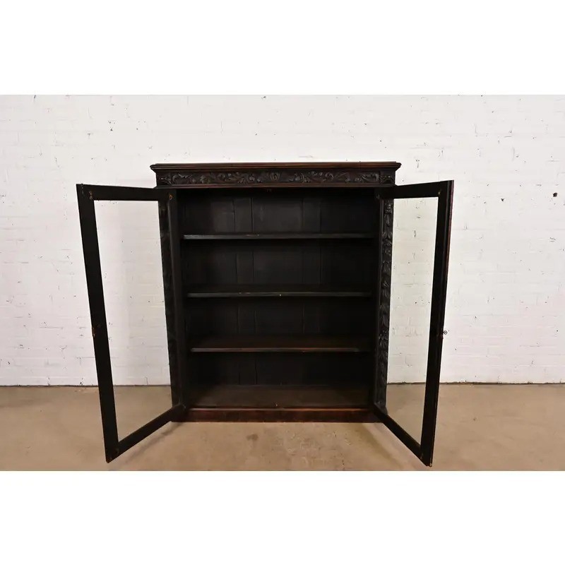 R. J. Horner Style Antique Victorian Carved Oak Bookcase Cabinet, Circa 1880s