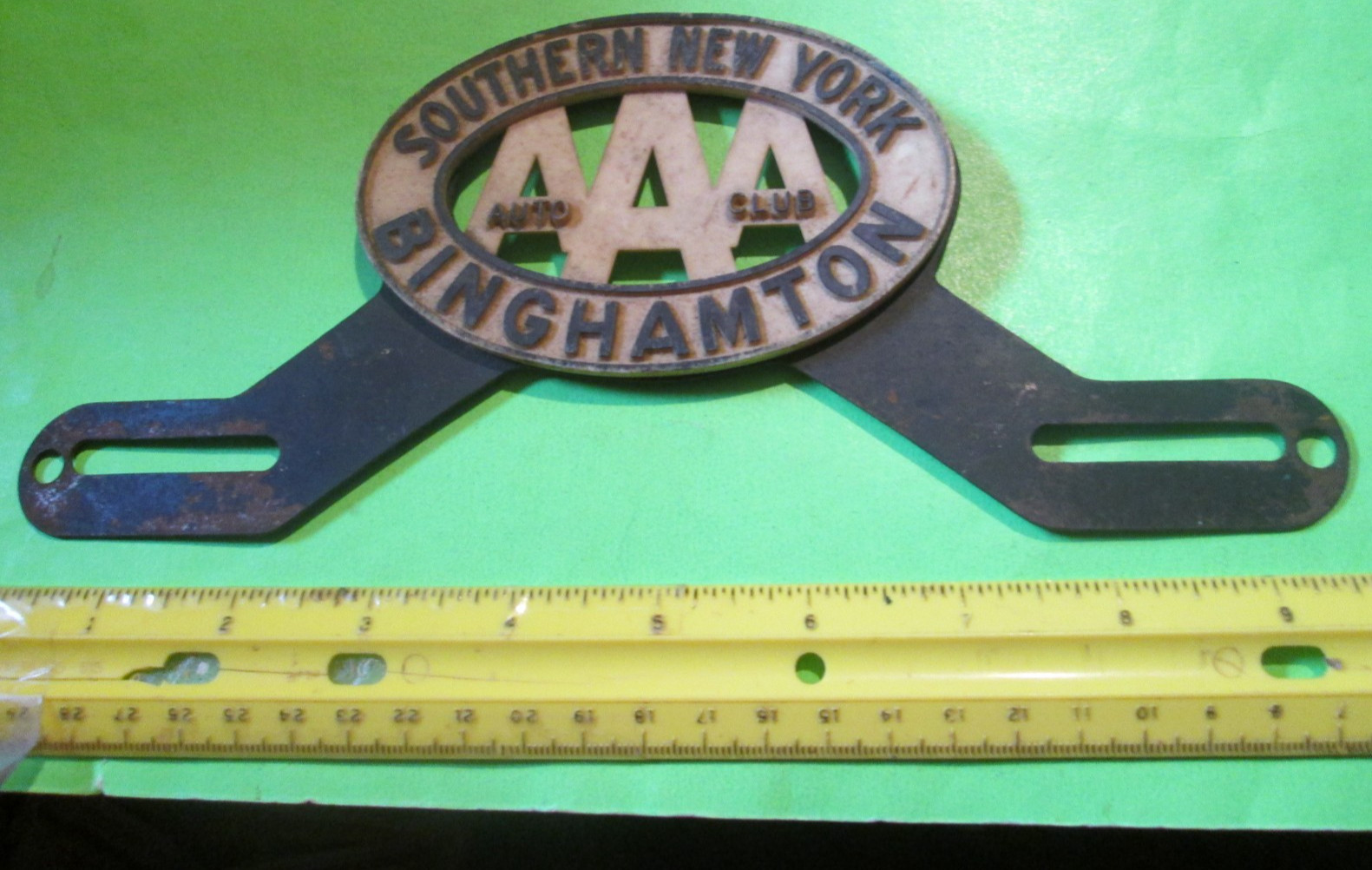 AAA bumper AUTO CLUB LICENSE PLATE topper emblem BINGHAMTON SOUTHERN NEW YORK