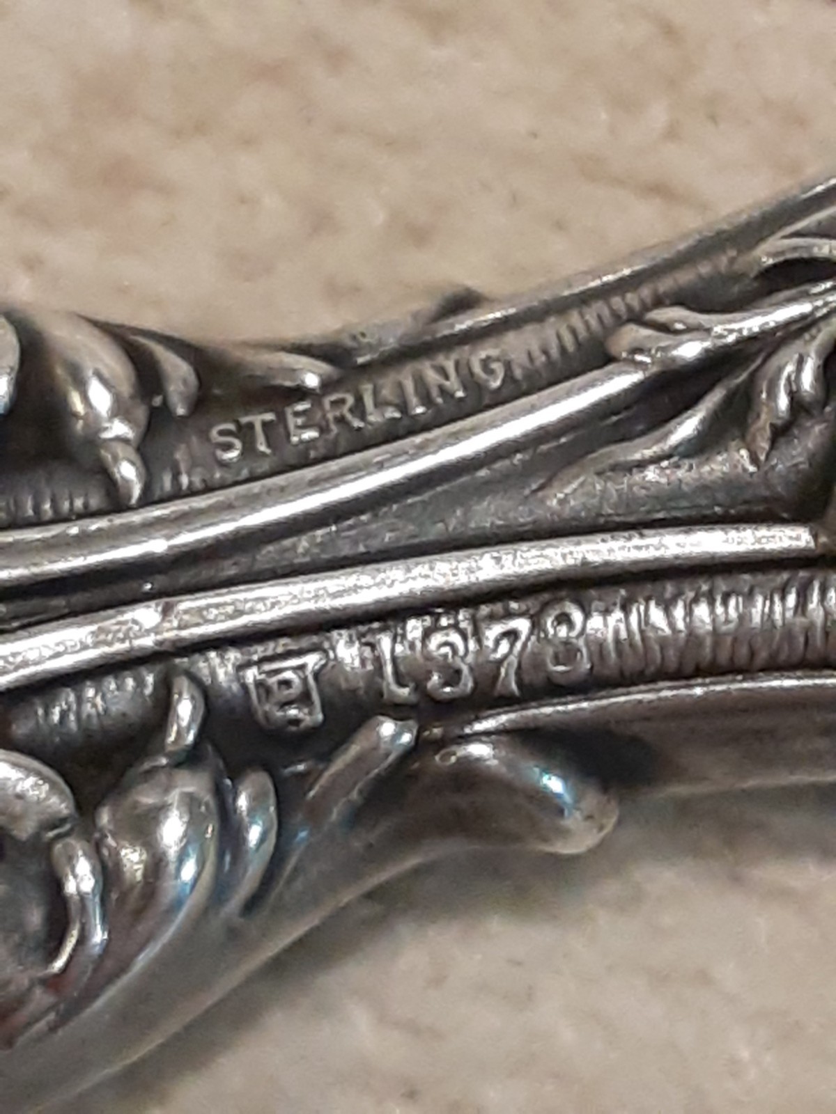 VTG BUTTON HOOK TOOL STERLING SILVER HANDLE 8″ Long MONOGRAM M 5.8 GRAMS TOTAL